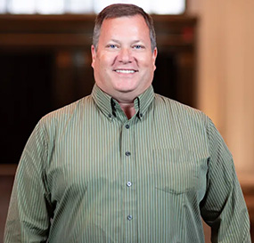 Robert (Bob) Greaves